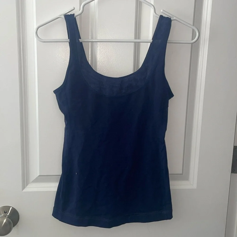 LULU TOP - Picture 1 of 3